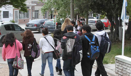 “Nos quemaron la escuela por denunciar la droga”