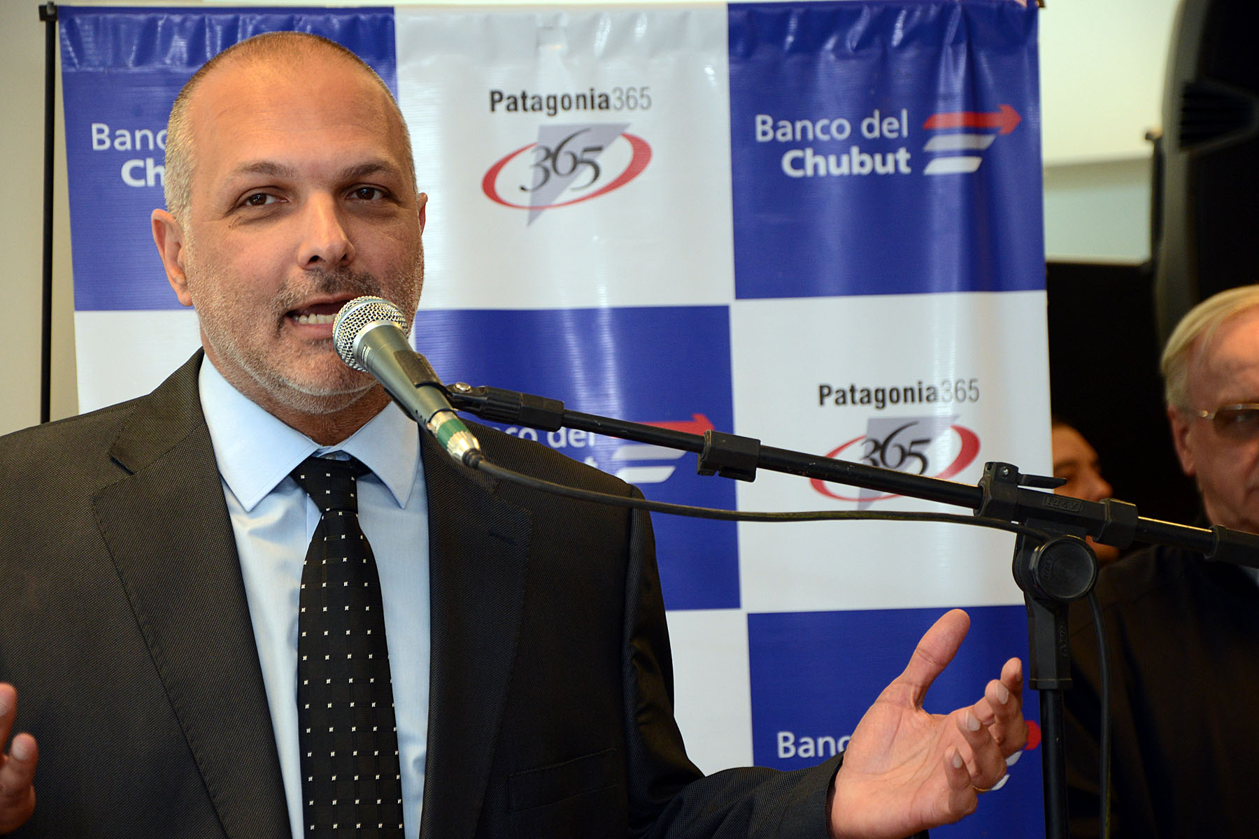Buzzi: “PAE se viene manejando como si tuviera impunidad”