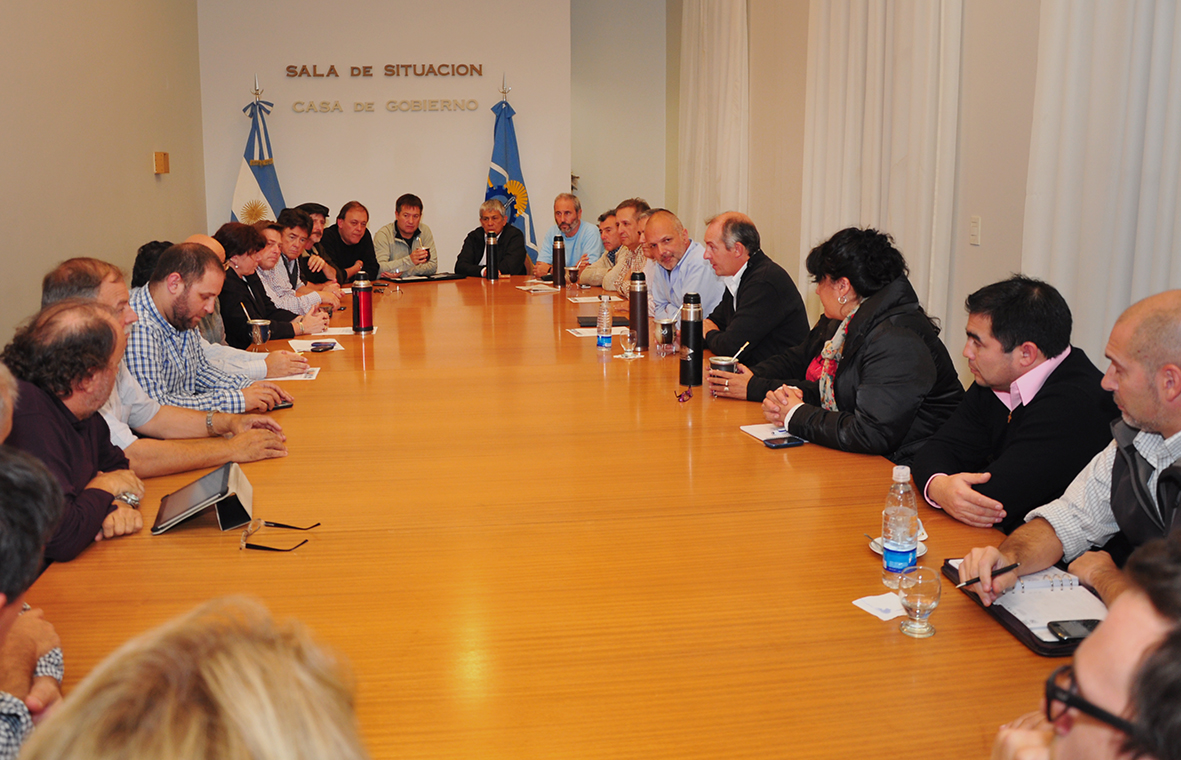 Buzzi reunió a su gabinete por el temporal