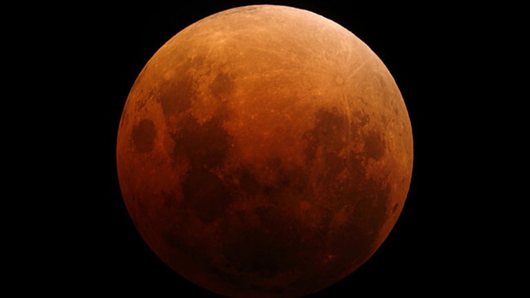 Un eclipse permitirá ver una luna rojiza el martes