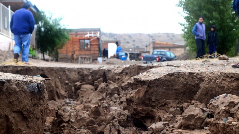Alarma en Neuquén por la peor tormenta en los últimos 40 años