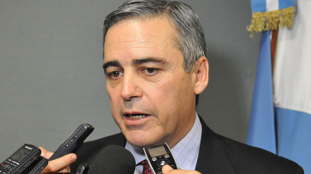“Das Neves debería pedirle disculpas a Di Pierro”