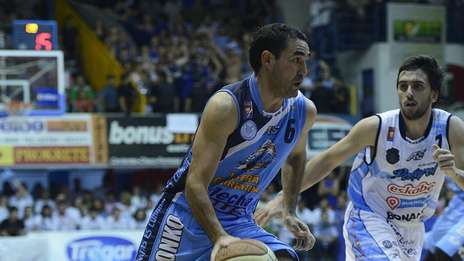 Regatas se adelantó en la final de la LNB