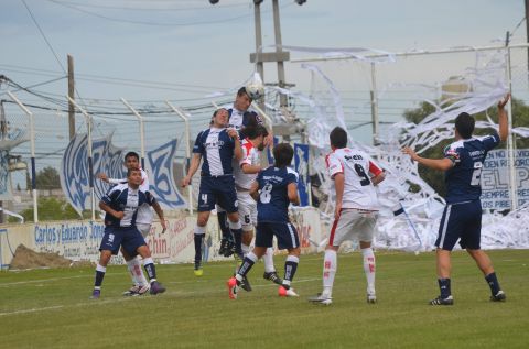 Por enésima vez, suspendieron Newbery-Huracán