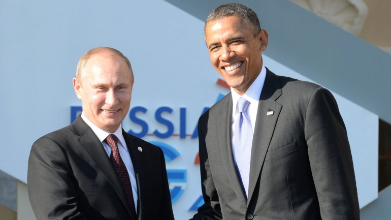 Obama y Putin saludaron por el 25 de Mayo