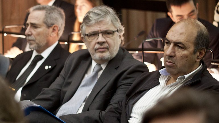 Imputaron a Schiavi por falta de control a subsidios de Transporte