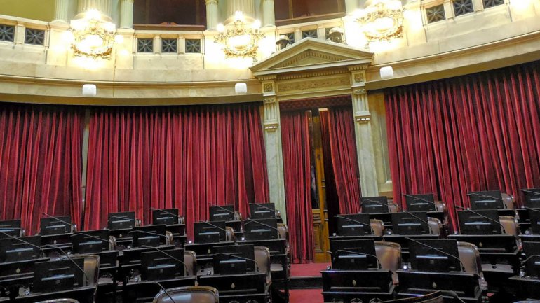 Investigan conspiración en causa por coimas en el Senado