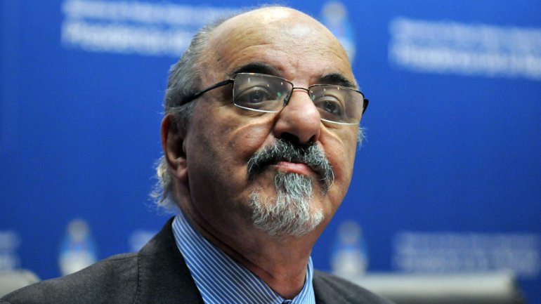 Ganancias: Tomada espera el momento adecuado para actualizar