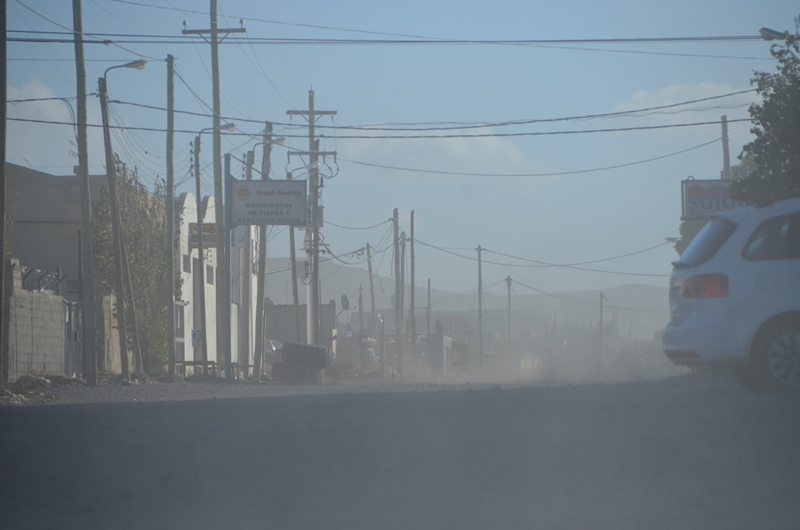 El viento atacó en la madrugada y no parece calmar
