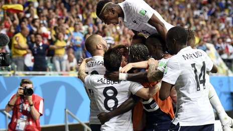 Francia aplastó a Suiza por 5 a 2