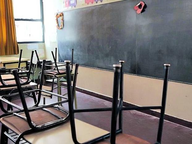 Cierran la Escuela 718 de Rada Tilly por desinfección