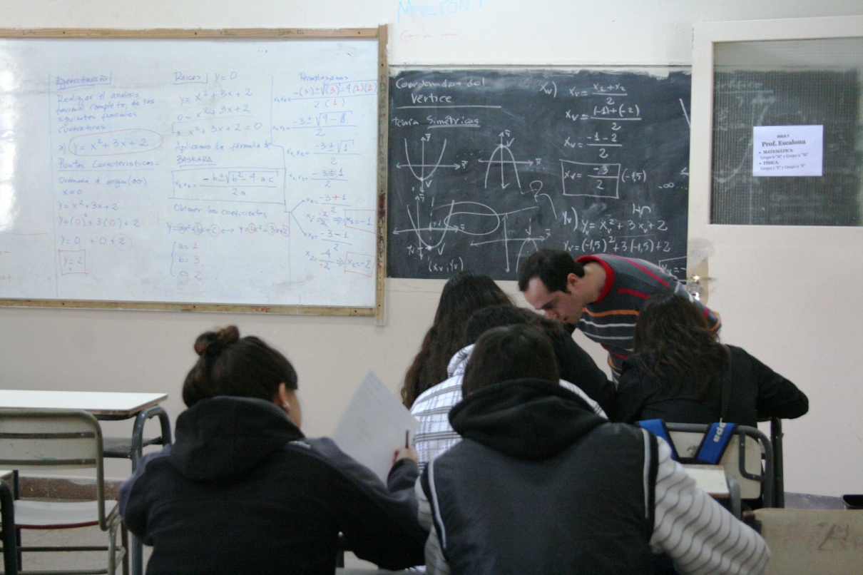 Paro docente: Sólo 80 escuelas recuperan contenidos