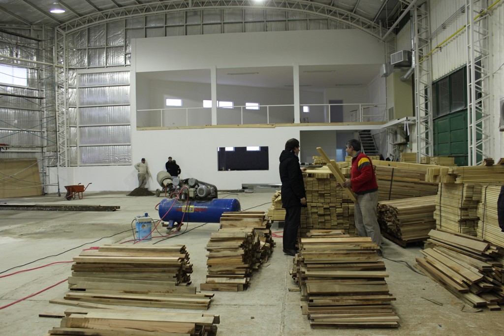 Avanza el Gimnasio lindante al Socios Fundadores