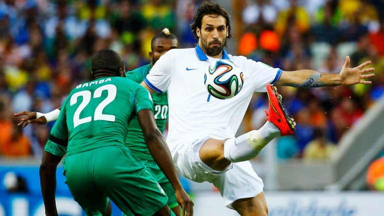 Grecia le ganó a Costa de Marfil y avanzó a octavos