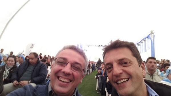 Los políticos festejaron el triunfo por Twitter