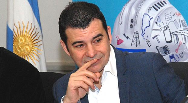 Sapag quiere negociar con CFK y no con Galuccio