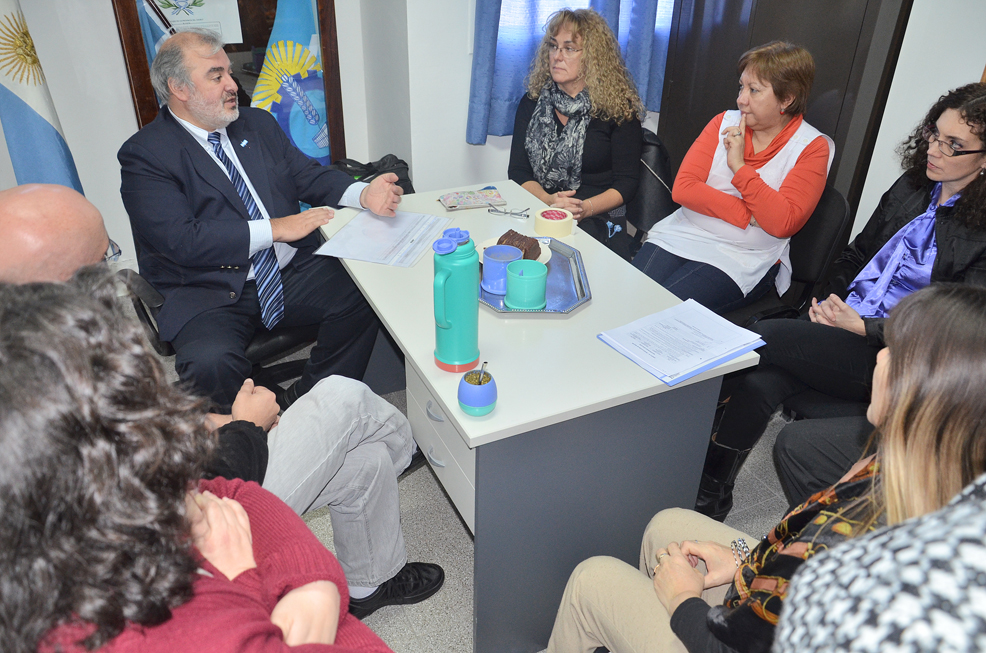 Proyecto integral para las escuelas de Caleta Córdova