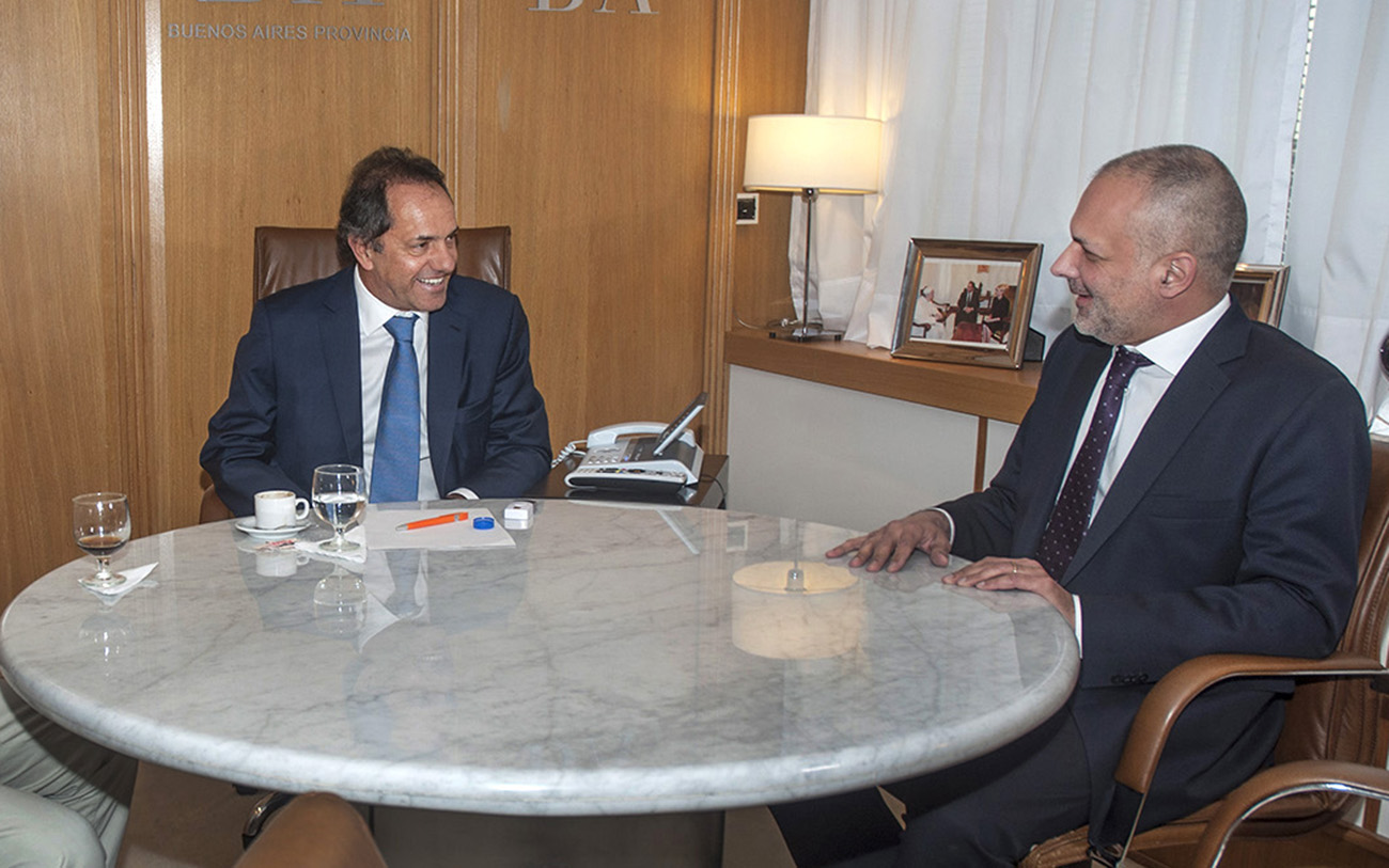 Buzzi y Scioli buscan un “peronismo unido”