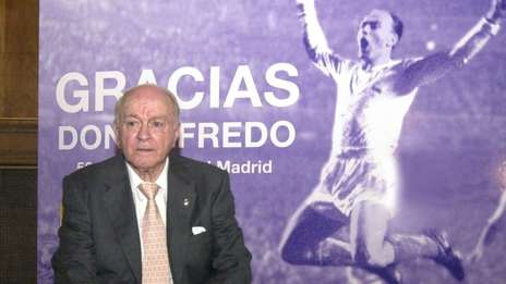 El mundo del fútbol llora la muerte de Di Stéfano
