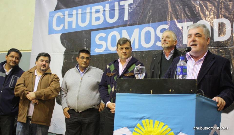 Fuerte apoyo de Das Neves para la reelección de Pérez Catán