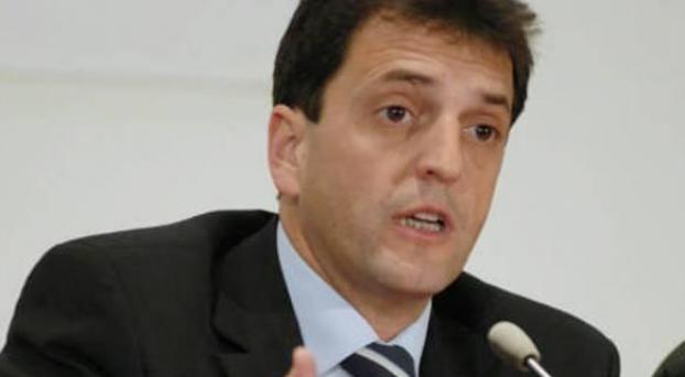 Una consultora dice que Massa duplica a Scioli