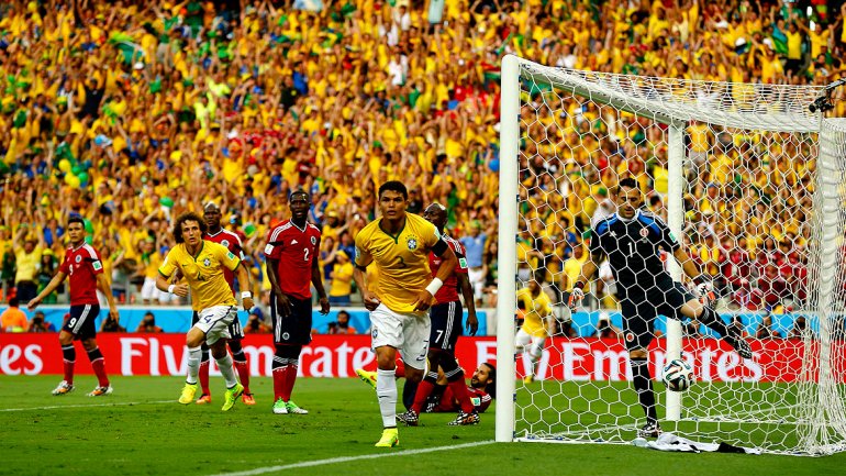 Brasil eliminó a Colombia y jugará con Alemania