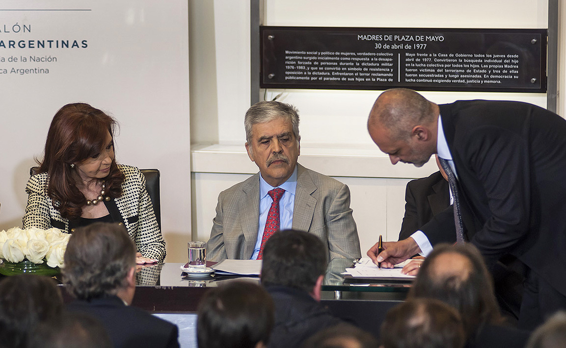 Nación financiará 2.800 viviendas para Chubut