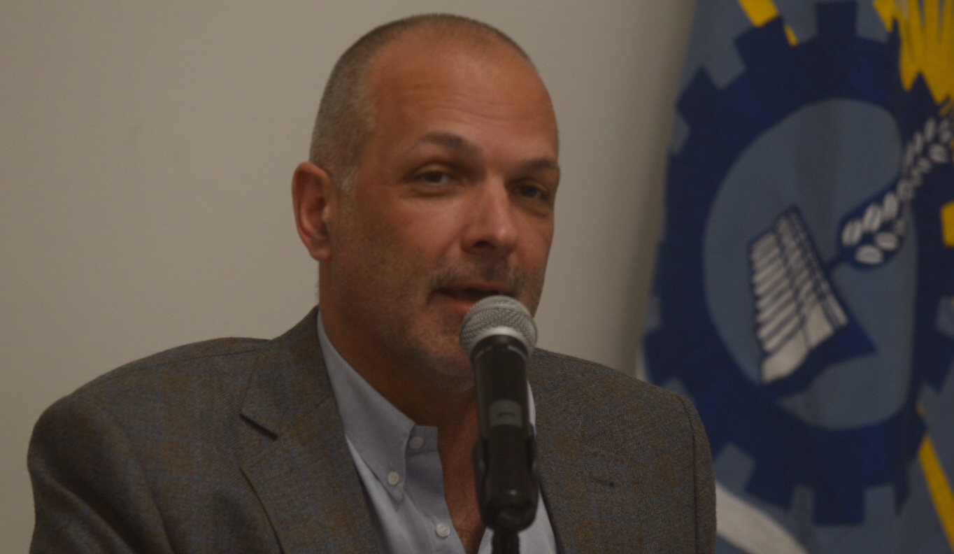 “Estos ataques llegan cuando estamos peleando contra intereses poderosos”