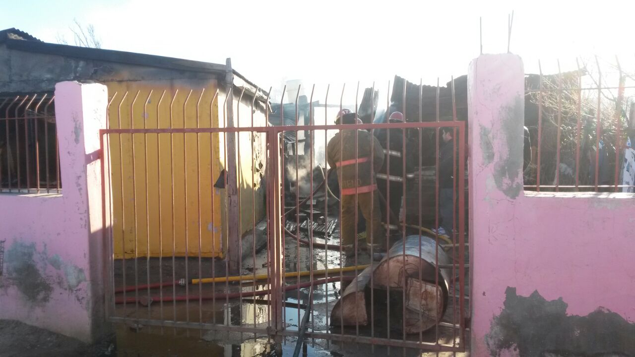 Una mujer murió en un incendio en km. 5