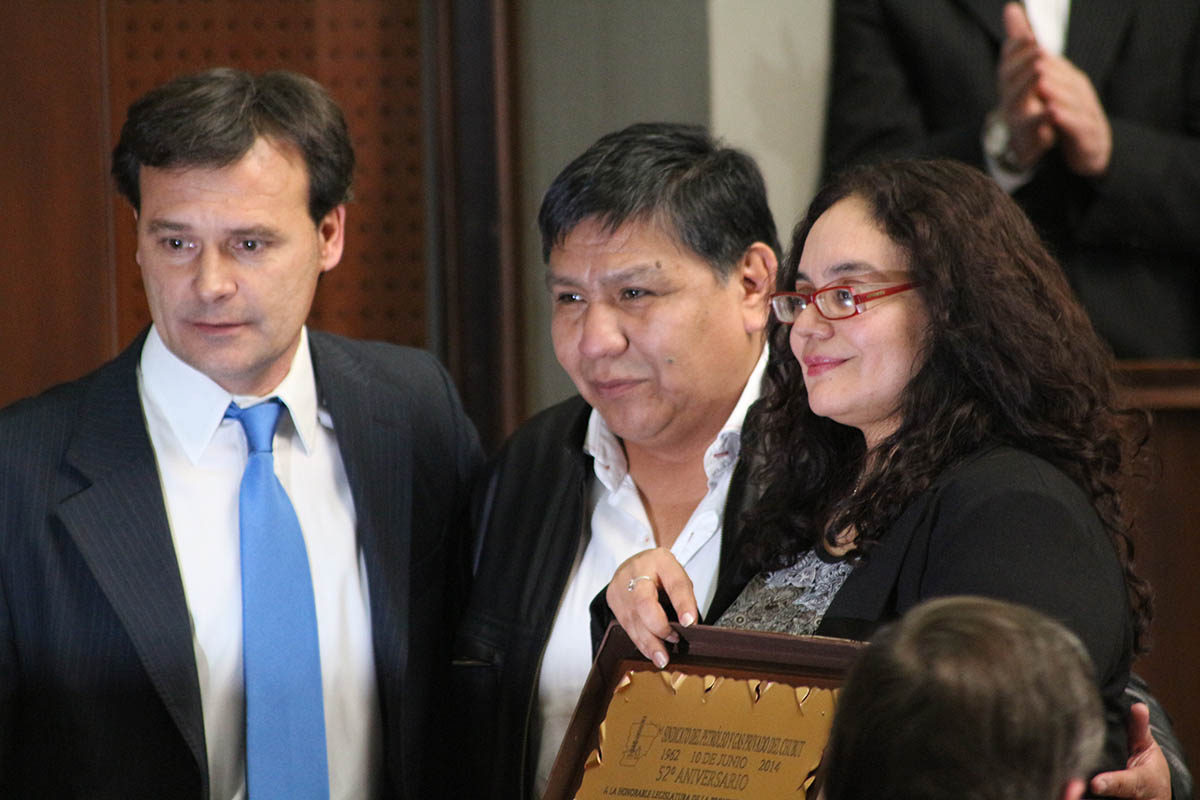 Fuerte reconocimiento de los Petroleros a la Legislatura