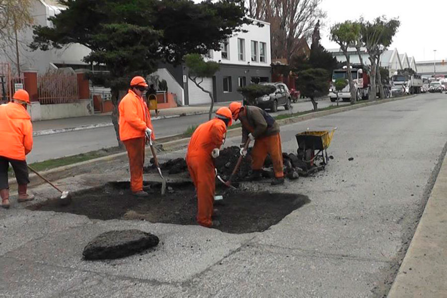 Retomaron la repavimentación de avenida Yrigoyen
