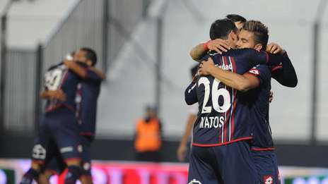 San Lorenzo le ganó con comodidad a Quilmes