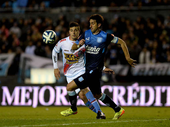 Racing festejó de la mano de… Ceballos