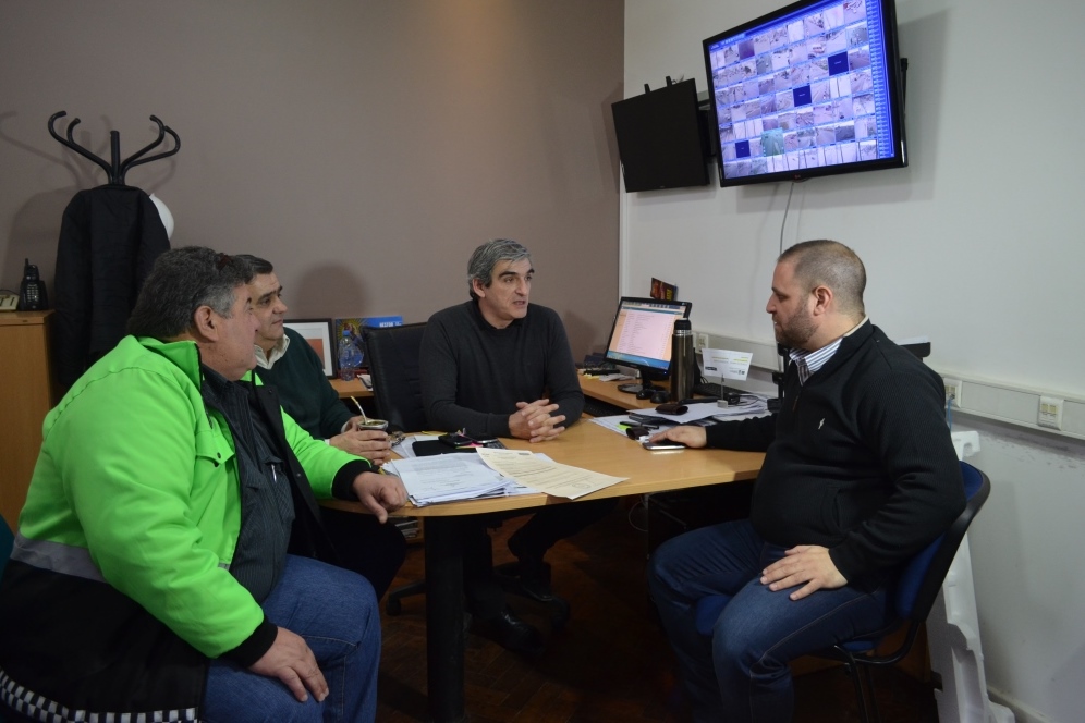 Llegó equipamiento para licencias de conducir