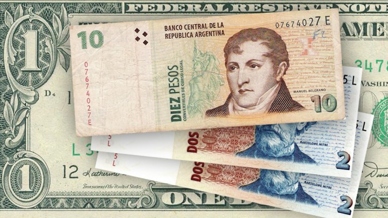 El dólar vuelve a subir y ya supera los $14