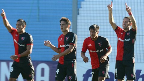Newell’s derrotó a Rafaela y se acercó a la cima