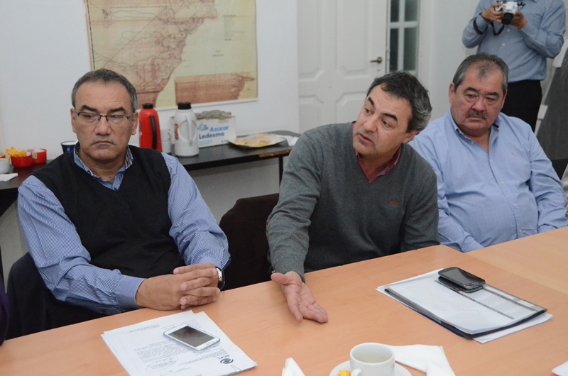 Cooperativas denunciarían a Ruffa por incumplimiento