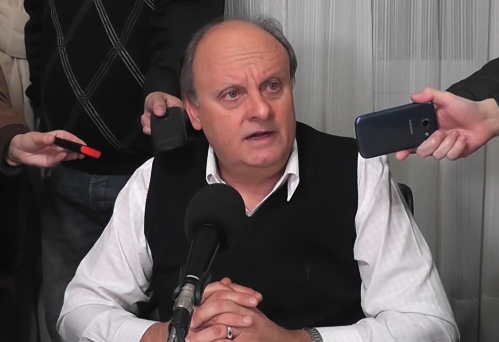 “Estoy pensando en ser candidato a gobernador”