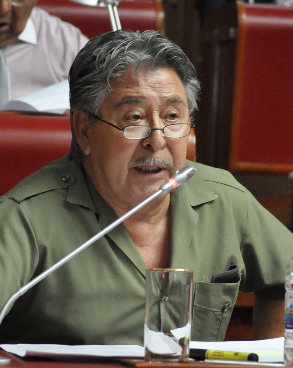 Destacan coherencia política de Anselmo Montes