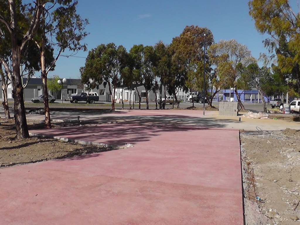 Avanza la obra de refacción en la plaza Solari