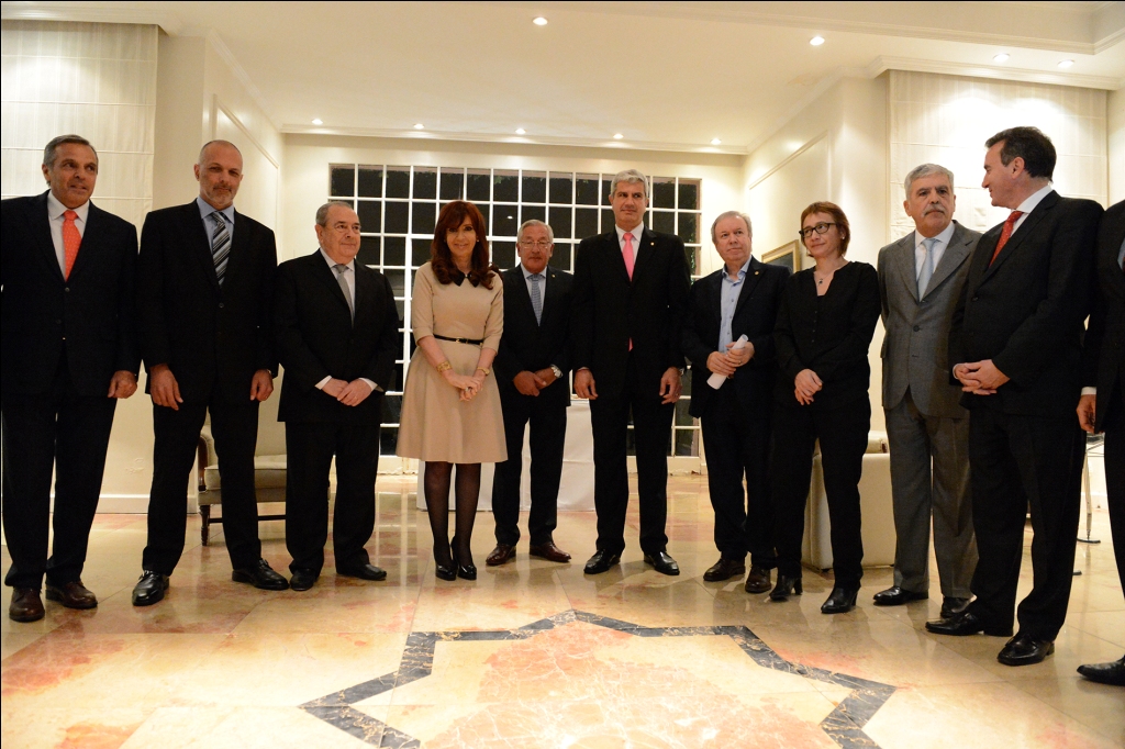 Buzzi: “Las provincias no hemos resignado nada”