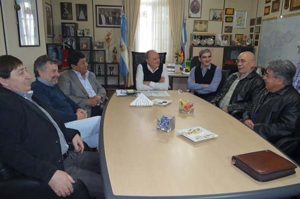 Di Pierro se reunió con diputados del FPV