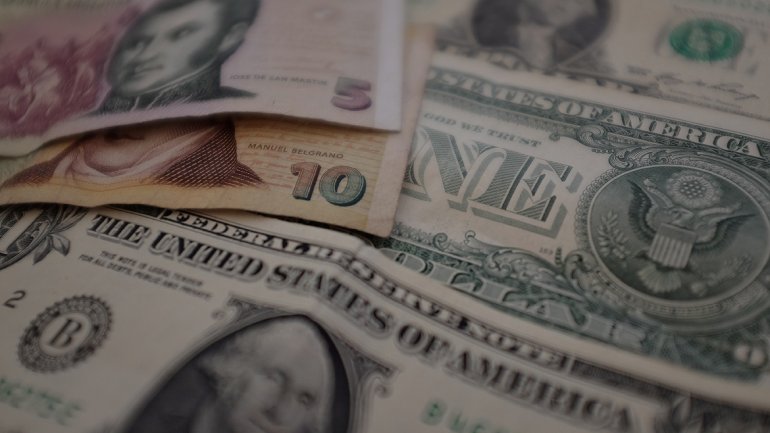 El dólar libre subió y cerró a $15,15