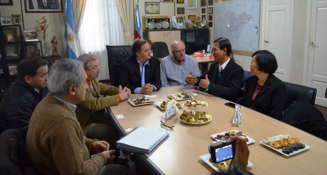 Linares recibió al embajador taiwanés en Argentina