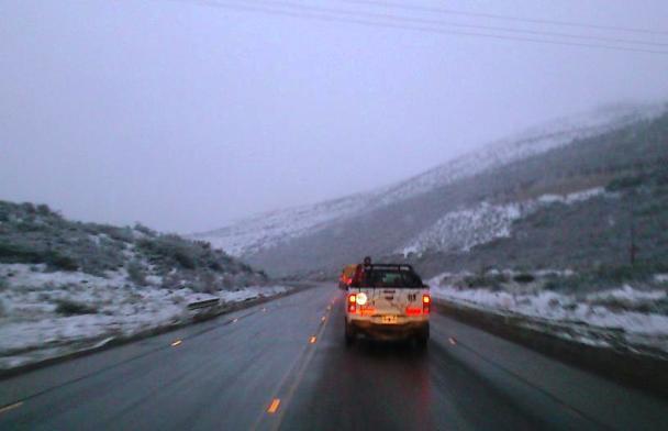 Precaución por calzadas húmedas en diferentes rutas de Chubut