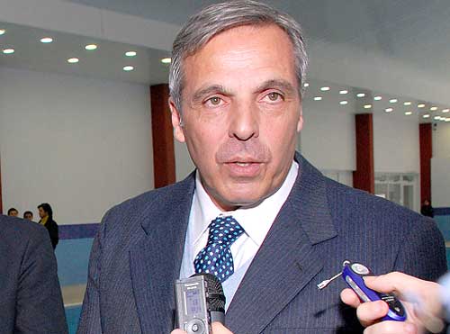 Sapag: «La ley apunta al autoabastecimiento”