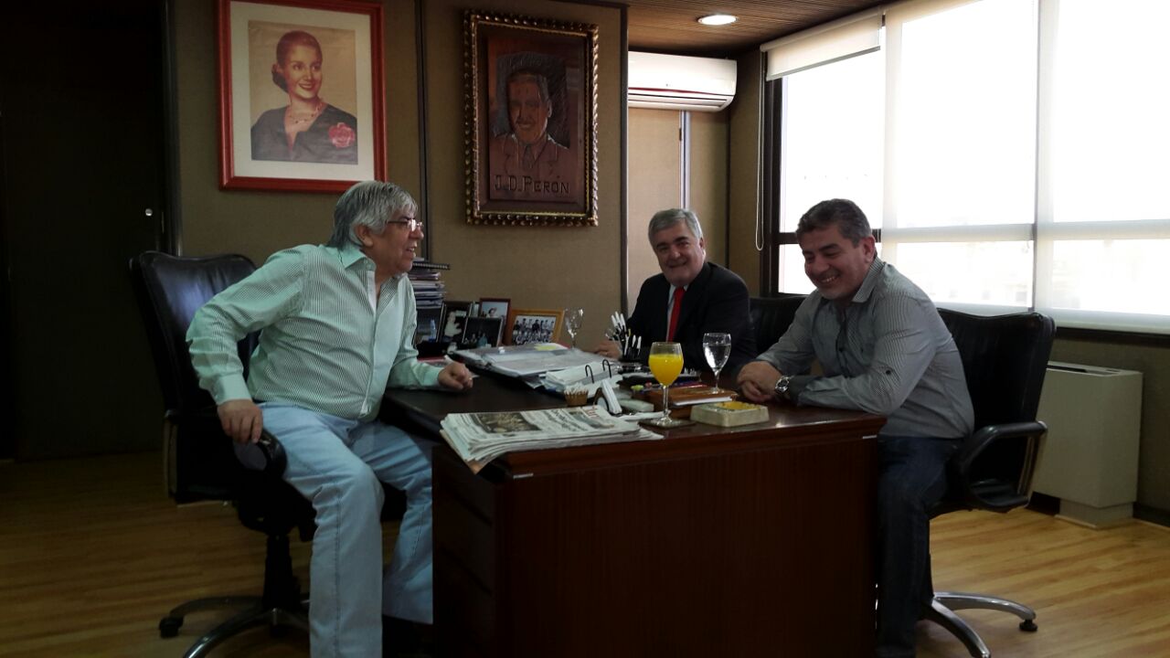 Das Neves junto a Moyano por el impuesto a las ganancias