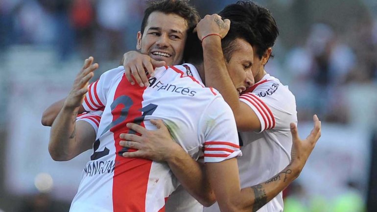 River goleó 3 a 0 a Belgrano en el monumental