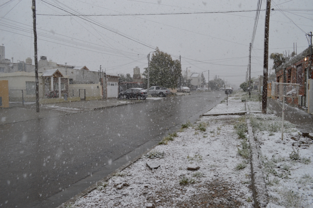La nieve sorprende a propios y extraños