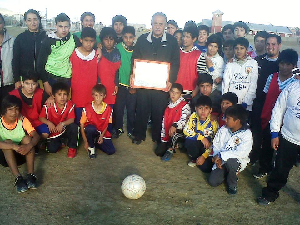 Dick Almonacid y «lito» Ulloa serán reconocidos